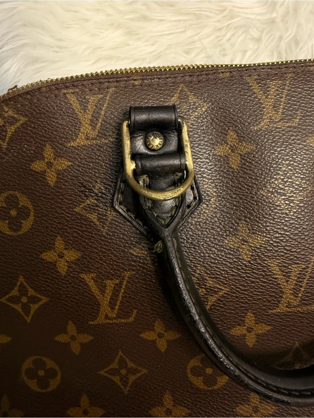 100% Authentic Louis Vuitton Monogram Alma - Picture 2 of 7